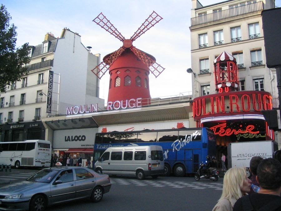 An Outdoor Adventure in Paris, France - moulin rouge